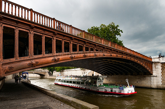 Paris, Pont au Double, Tour Boat, Seine, The Seine, Bridges of Paris, Bridge