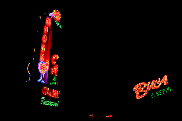 NEON_002_1_C_16b_©_Richard_Hyde__DSC3210