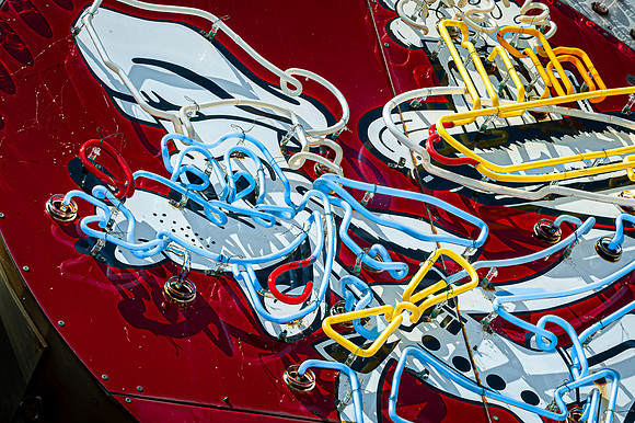 NEON_003__1_C_16b_©_Richard_Hyde_2026_DSC3042