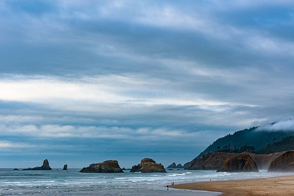 Cannon Beach Oregon, John Yeon State Natural Site, Pacific coast, beach, clouds, fog, Pacific Northwest