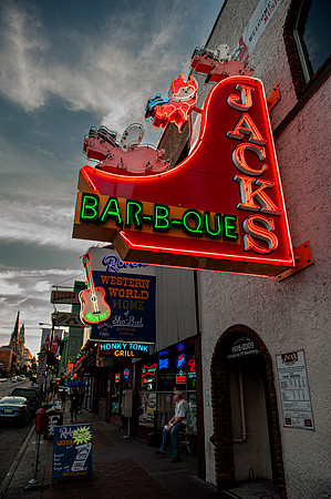 Neon_006B_1_C_16b_©_Richard_Hyde__DSC5252