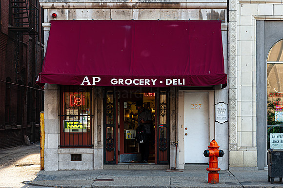 DPatrol LV Deli  1  C   8b  ©  Richard Hyde  2023